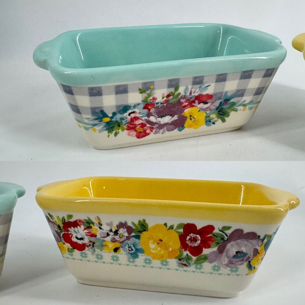 The Pioneer Woman 6” Stoneware Mini Loaf Pans - Set of 2